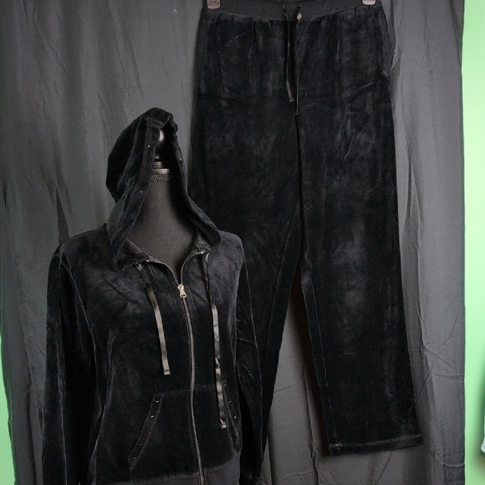 By Design Sport Black Velour Hoodie and‎ Pants Set. S/L. NWT.